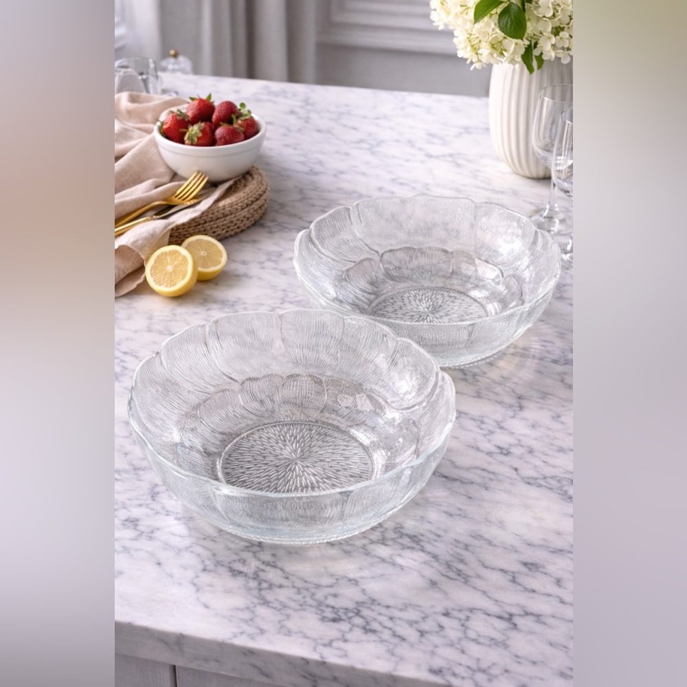 Set of 2 Vintage Arcoroc France Fleur Glass Bowls – 9” Clear Pressed Glass